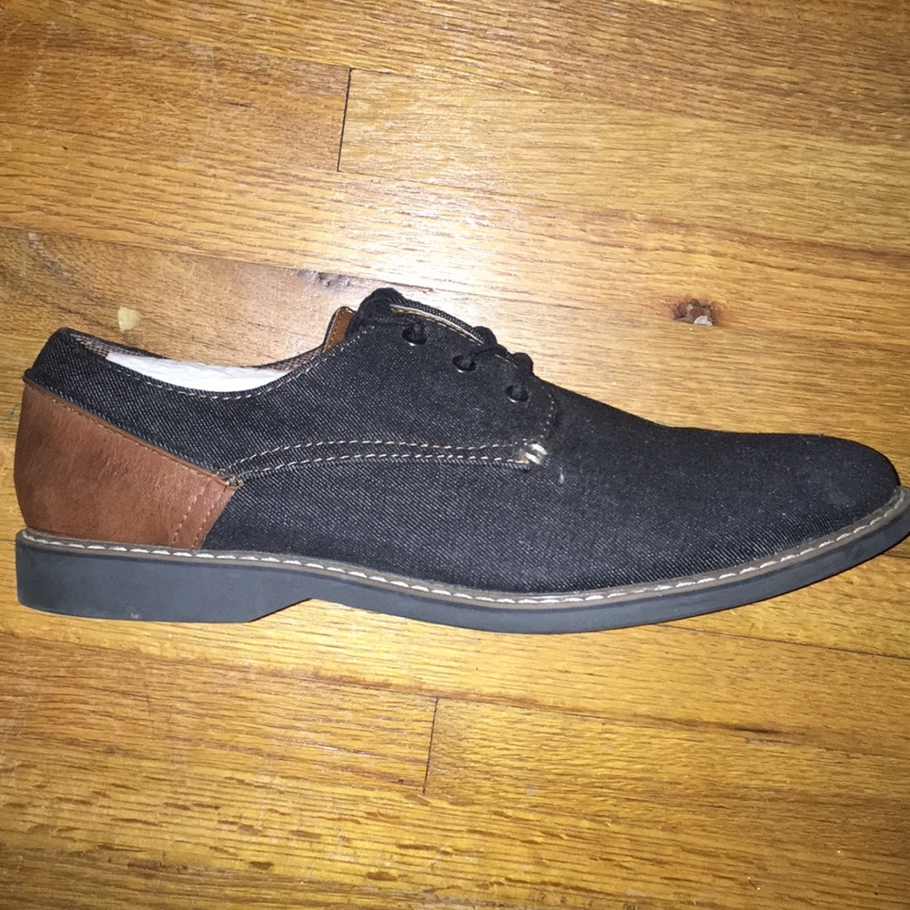 Casual shoes